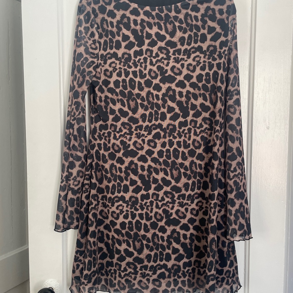 NWOT Leopard Print Long Bell Sleeve Dress